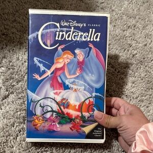 Walt Disney's Cinderella VHS the black diamond